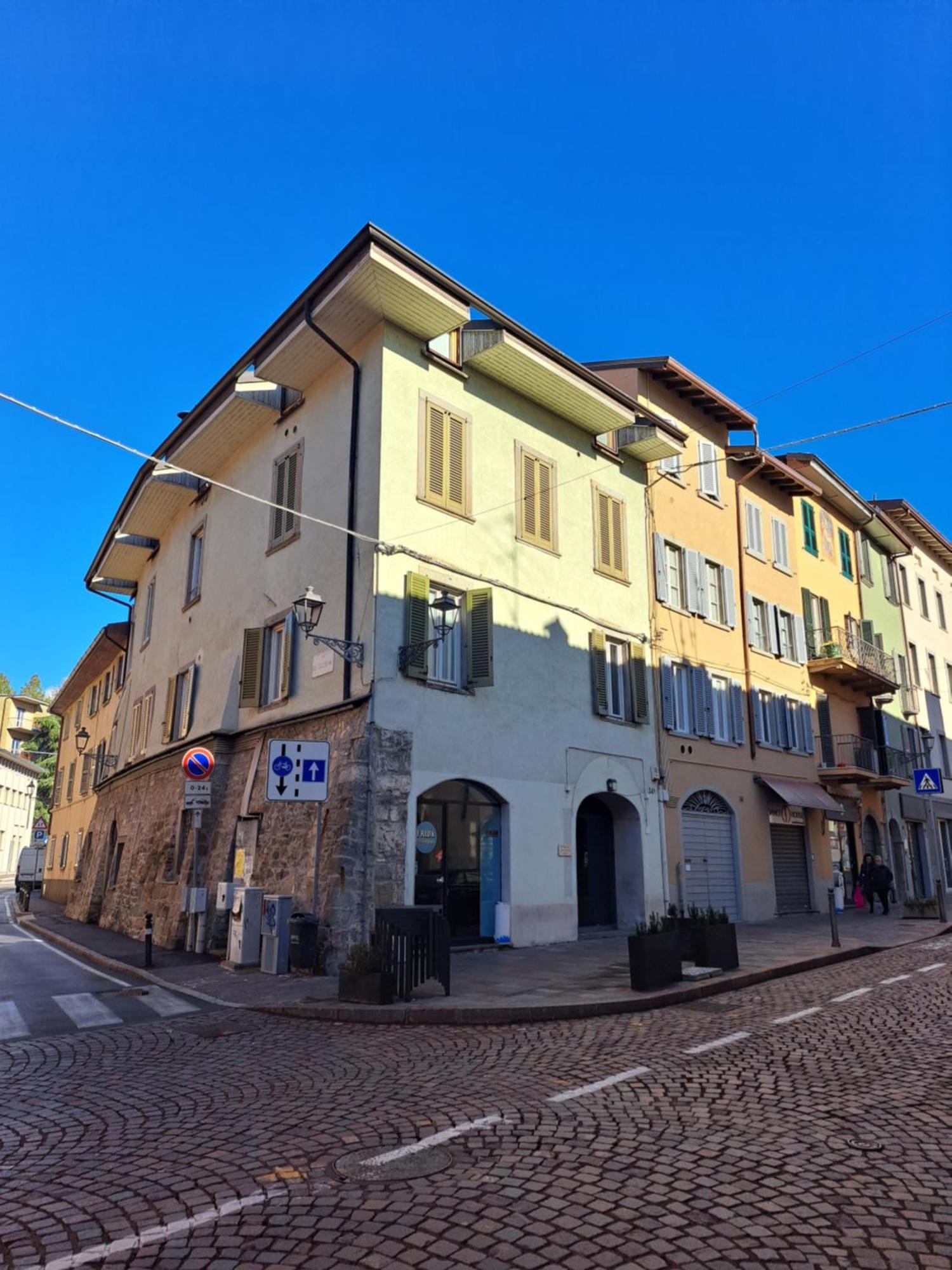 Post Office Holidays House Ferienhaus Bergamo